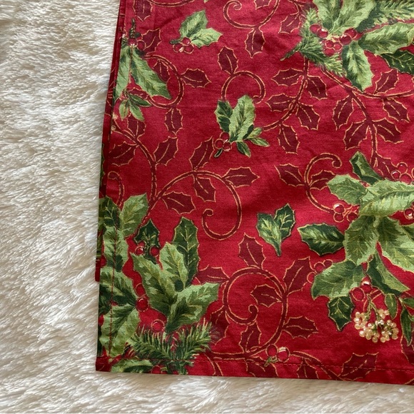 Chestnut Lane Christmas napkins (7) holiday entertaining - Picture 2 of 7